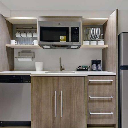 Home2 Suites By Hilton Largo, Fl Buitenkant foto